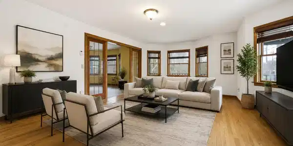 15 Moores Lane