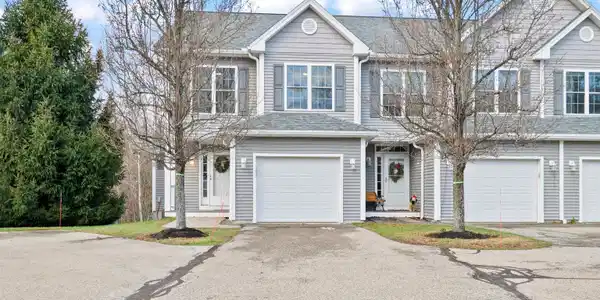 24 Hillside Lane