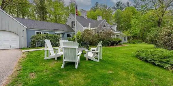 15 Laurel Lane