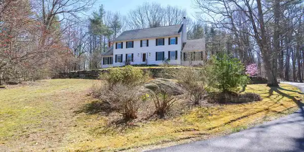 6 Deer Meadow Road