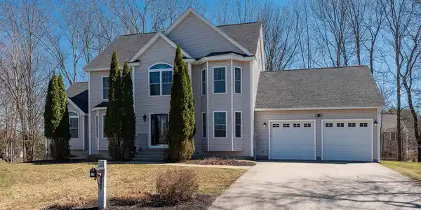 19 Lucy Court