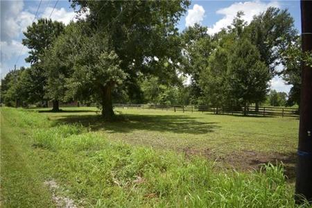 TWIN OAKS DR LOT 1 Drive