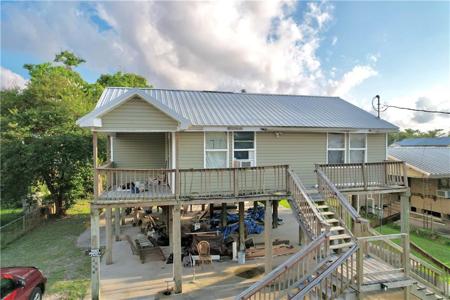 111 OLEANDER Street