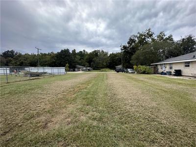 1829 HEIGHTS Drive