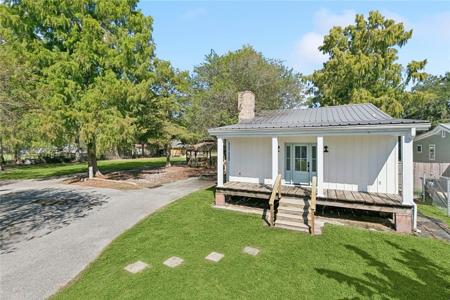 2600 FARMSITE Road