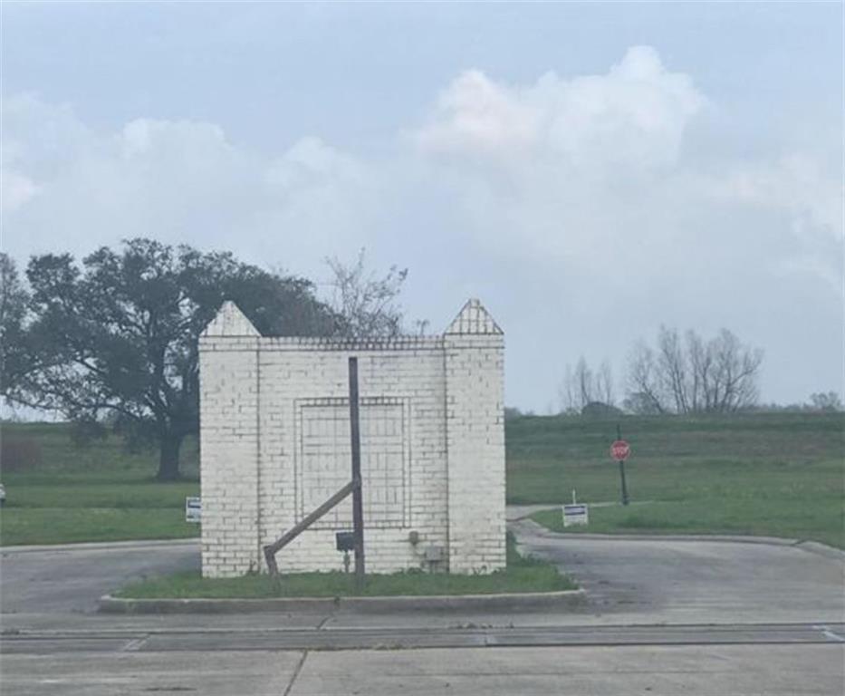 Image 2: Front Entry Gate