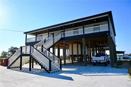 21275 CHEF MENTEUR Highway