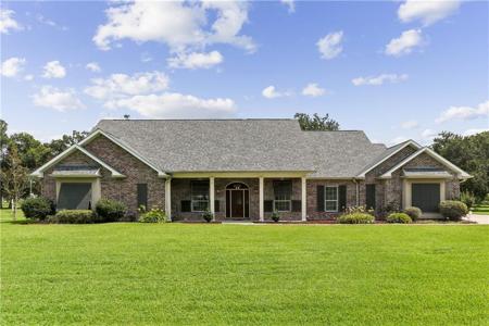 212 CEDAR GROVE Lane