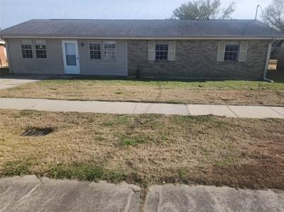 303 BELLAIRE Drive