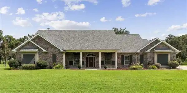 212 CEDAR GROVE Lane