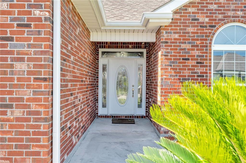 Image 4: 212 Tulip, Houma, LA