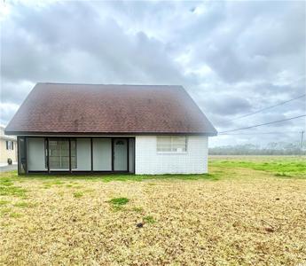 4361 BAYOU BLACK Drive