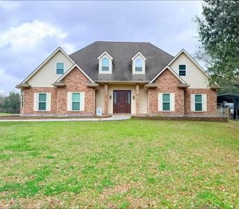 2335 JEAN LAFITTE Boulevard