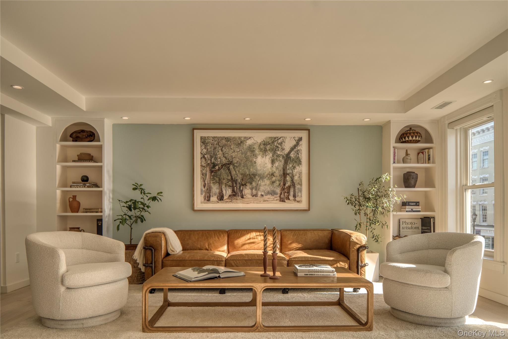 Image 3: Living Room Image 3: Living Room