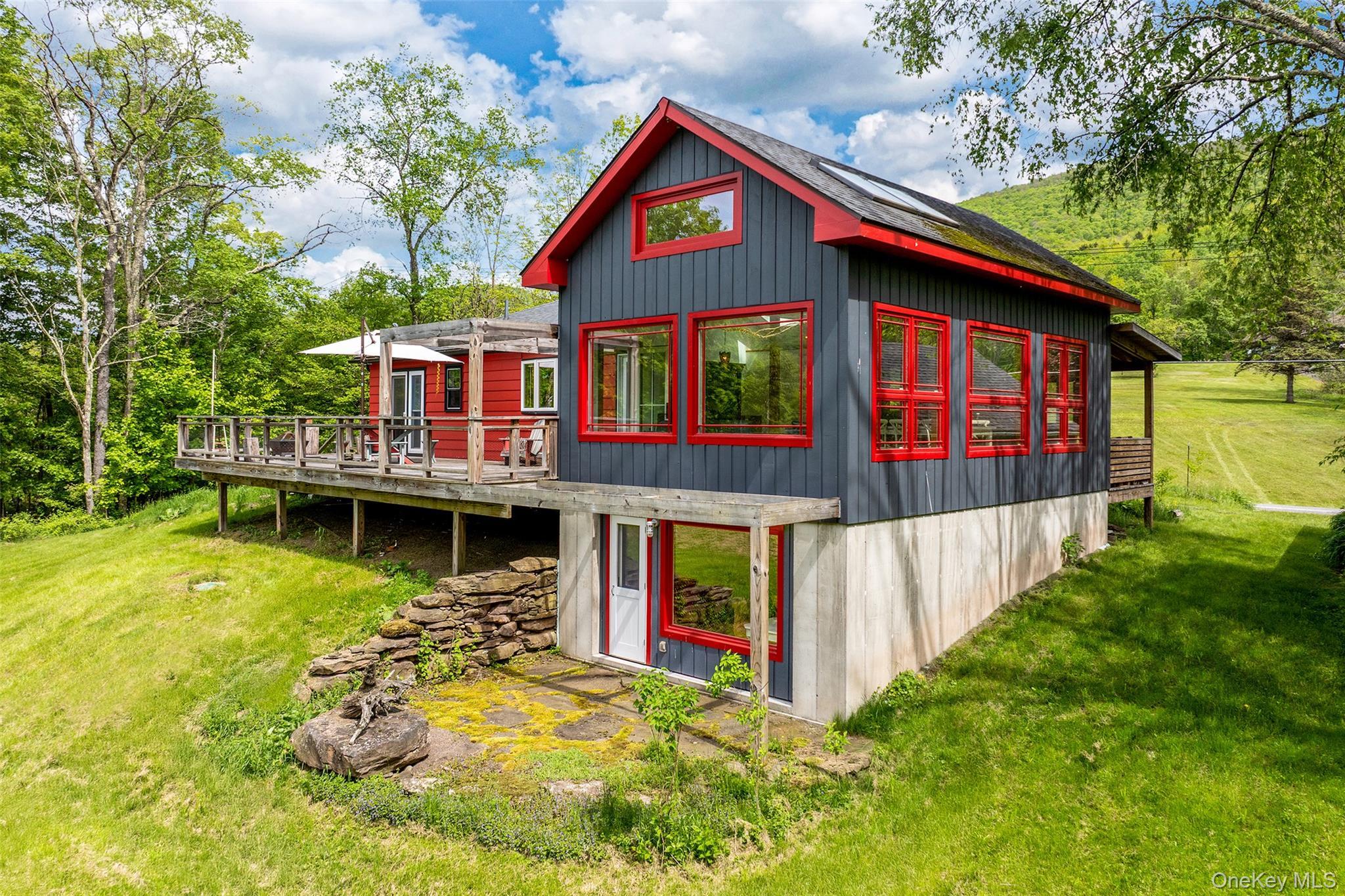 Image 2: Back of Structure Image 2: Back of Structure