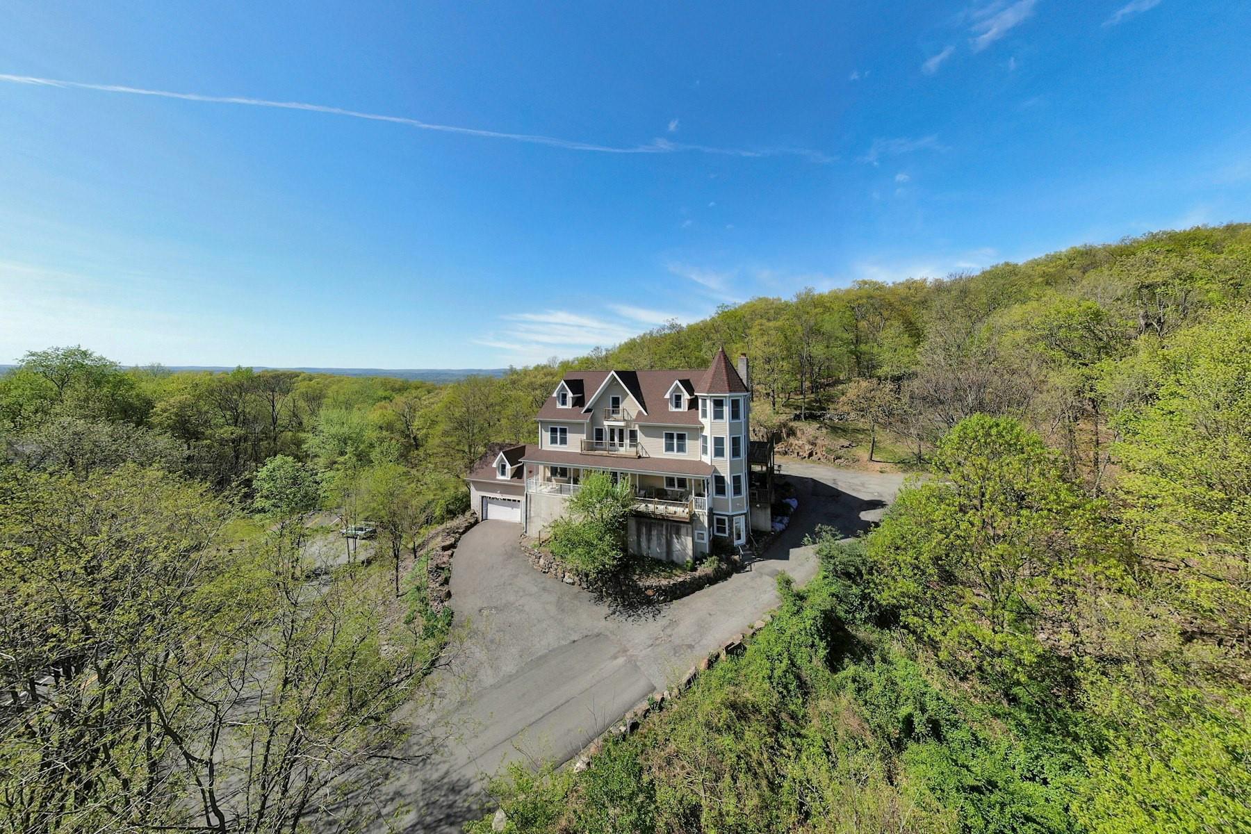 Image 2: Aerial View Image 2: Aerial View