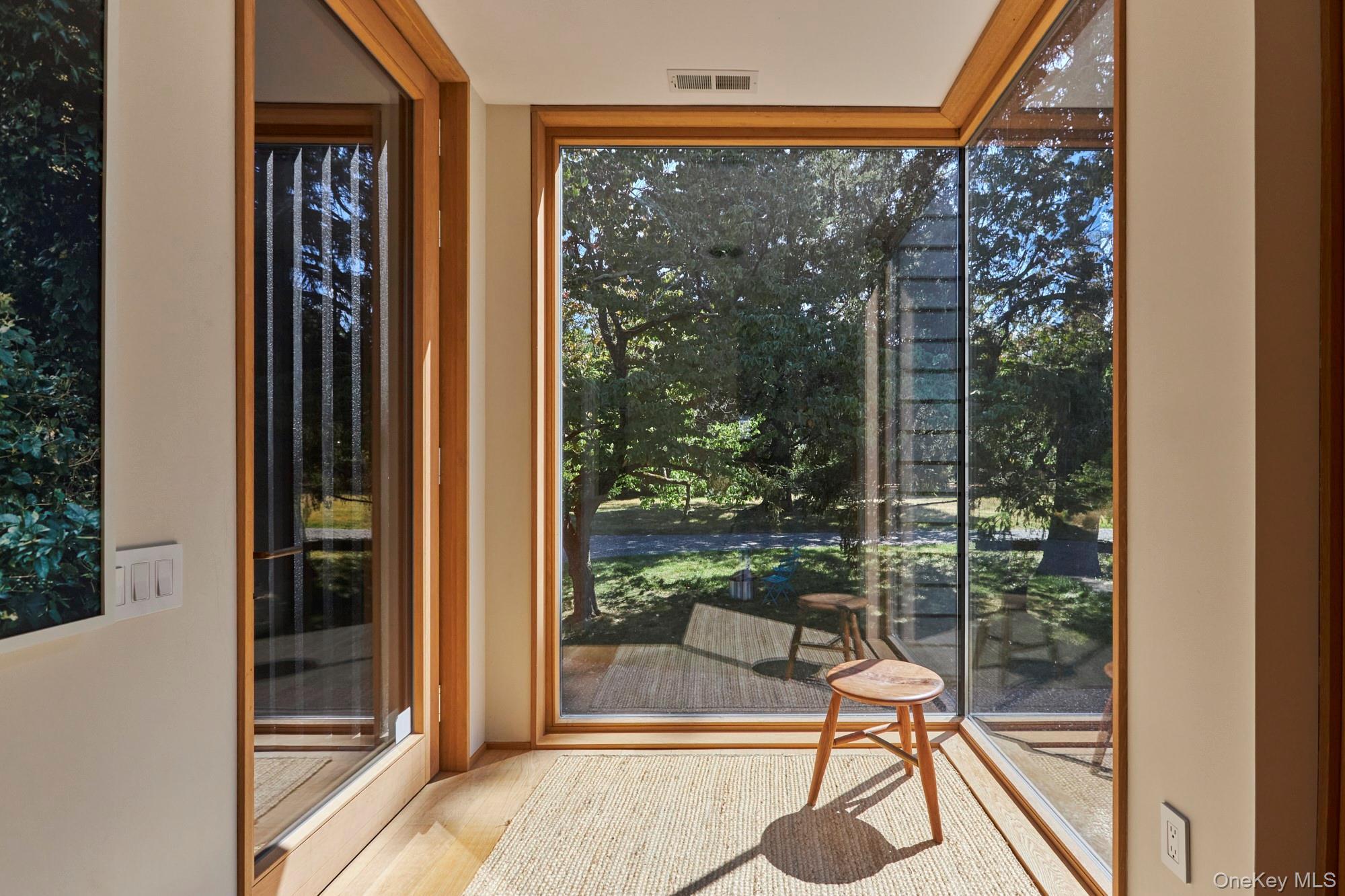 Image 4: Mud Room Image 4: Mud Room