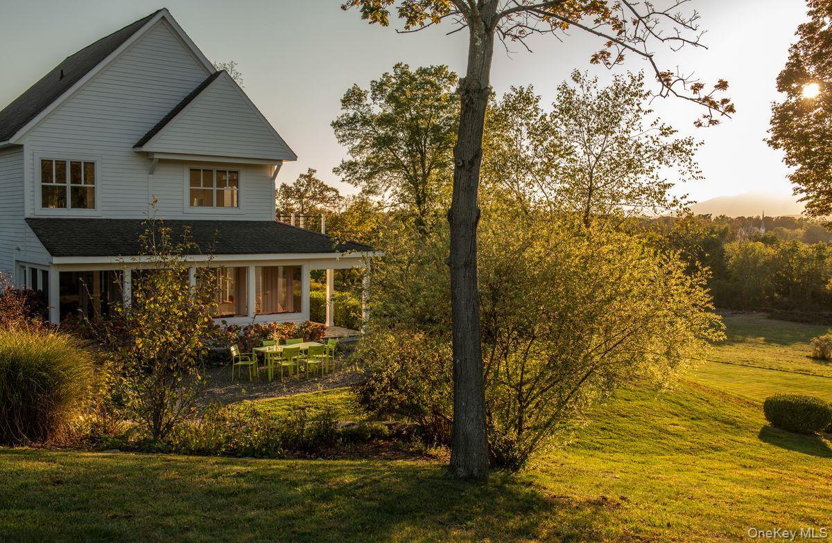 Image 2: Side of Structure Image 2: Side of Structure