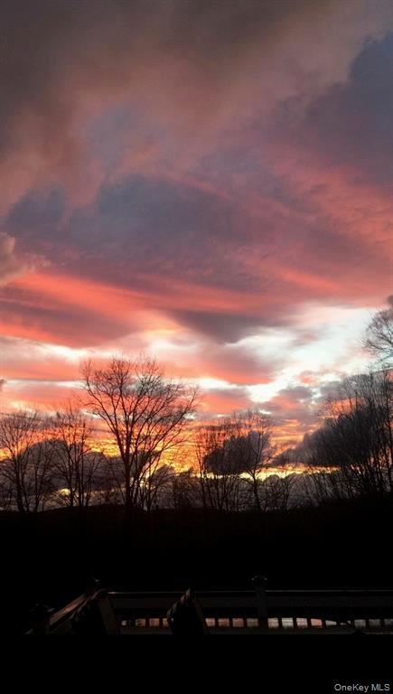 Image 2: View Image 2: View