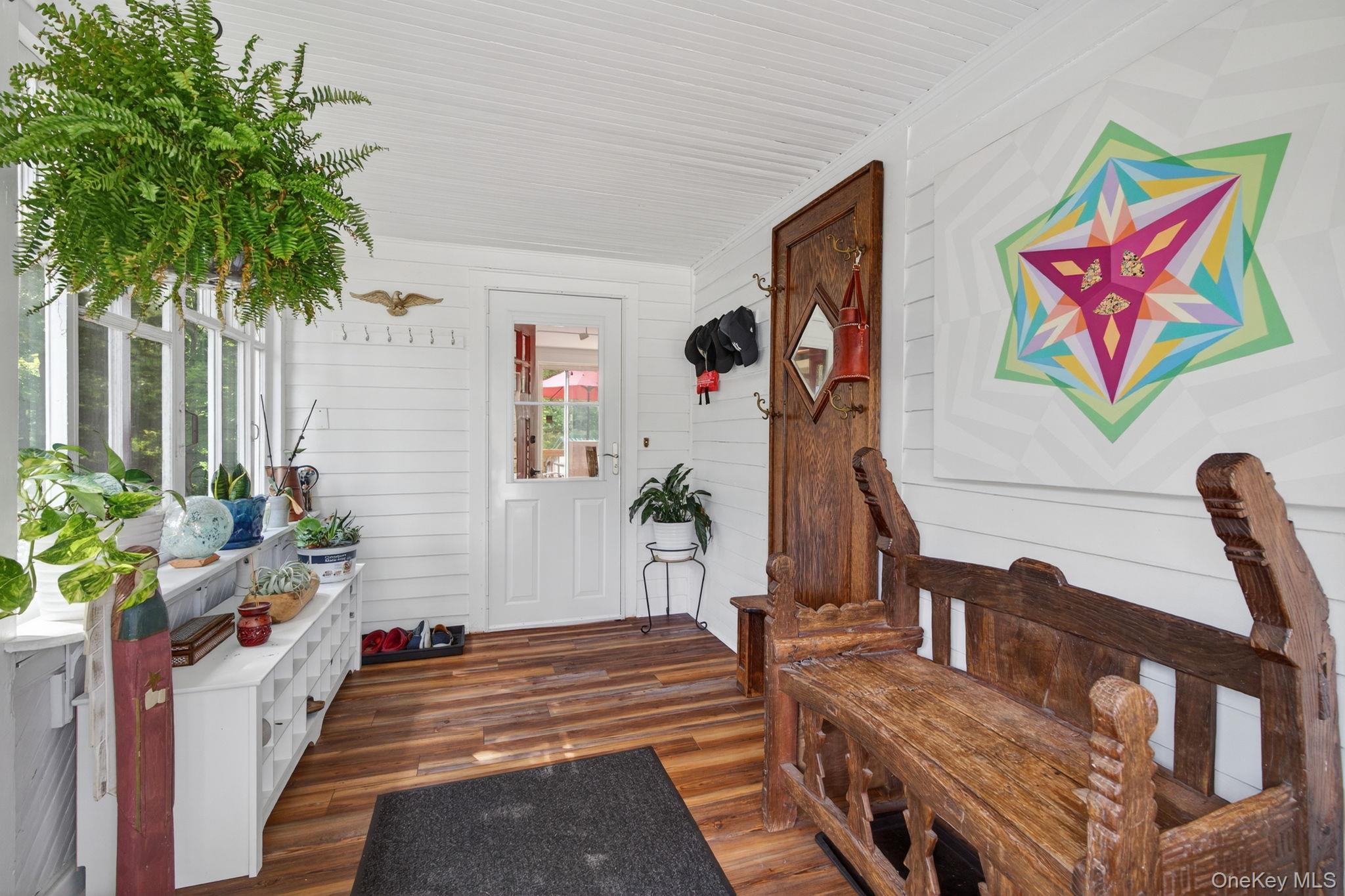 Image 3: Entry Image 3: Entry