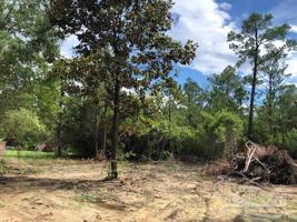000 Bay Oaks Cir