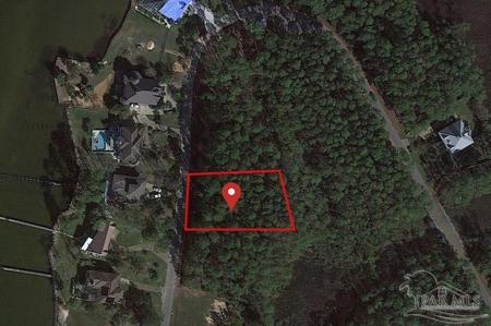 4533 Bayside Dr