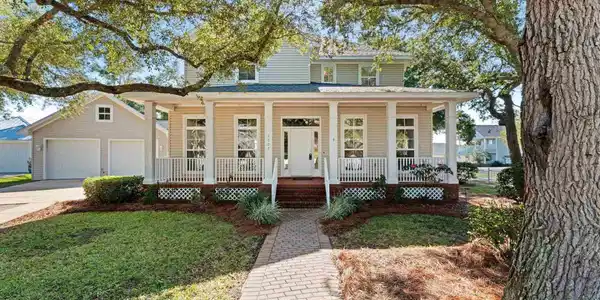 4007 Azure Way