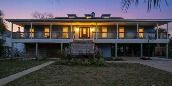 412 Deer Point Dr
