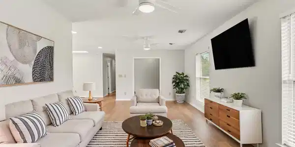 Image 3: Virtually Staged/Rendered