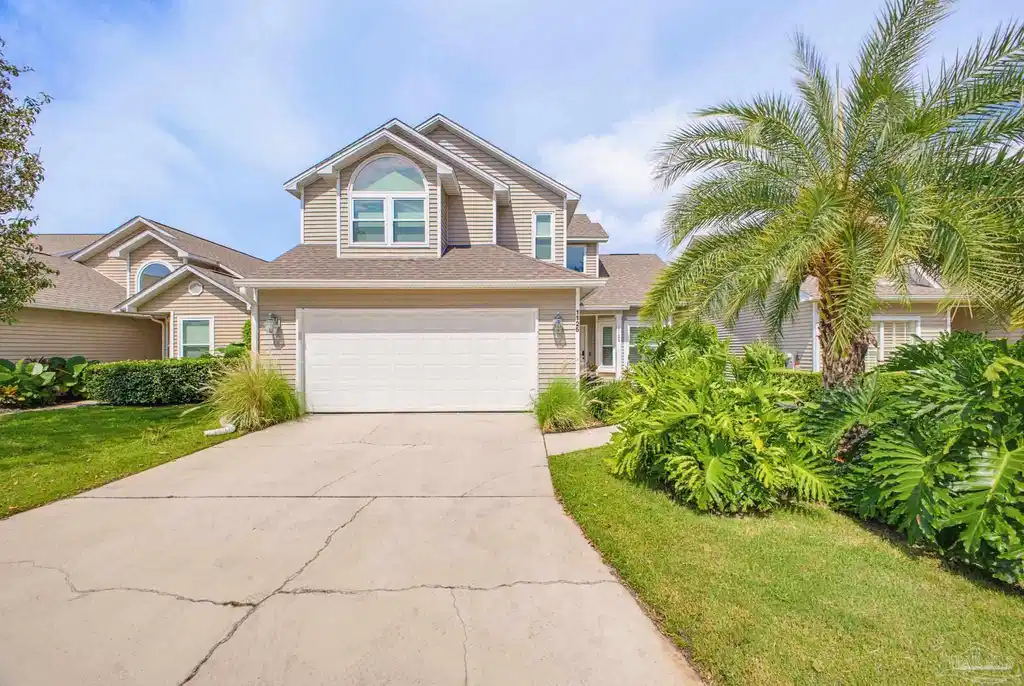 Image 1: Welcome to 1125 Lionsgate Lane