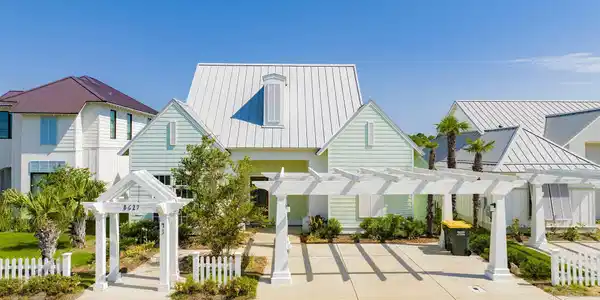 8627 Jamestown Ct