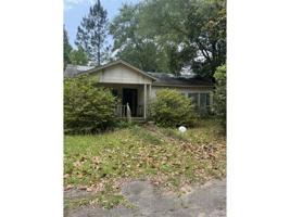 4811 Calvin Dr
