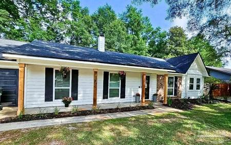 7438 Baywoods Ln