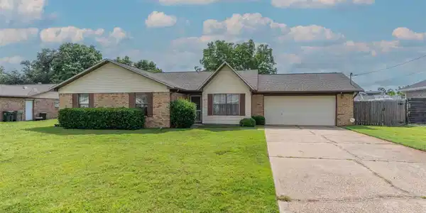 670 Seapine Cir