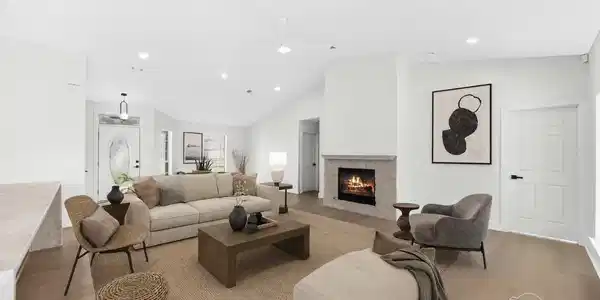 2215 Blue Lake Dr