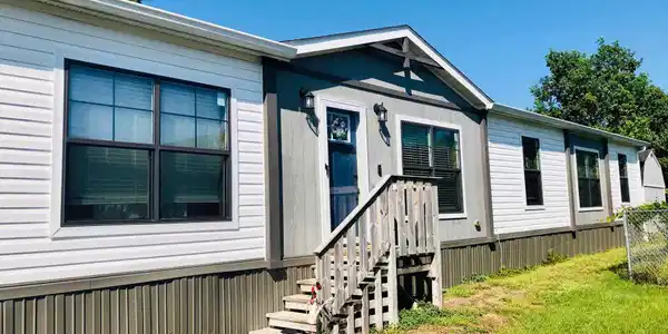 158 Kathryn Dr