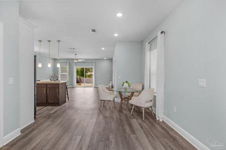 5130 Aqua Vista Dr