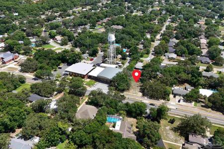 323 Fairpoint Dr