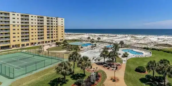 375 Plantation Rd