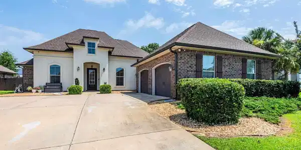 1525 Sabal Palm Dr