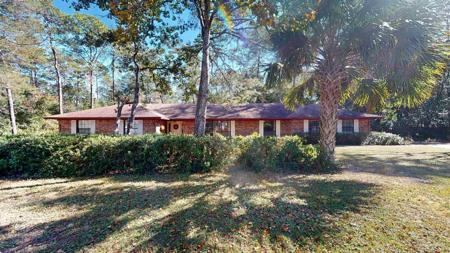 102 Marion Ct