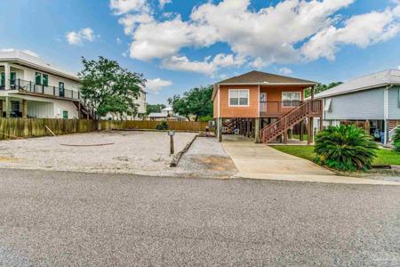 5473 Pensacola Ave