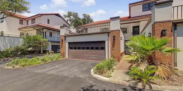 114 Baybridge Dr