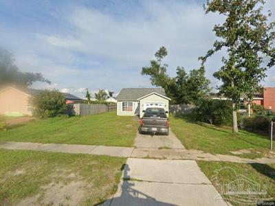 1002 Mckenzie Ave