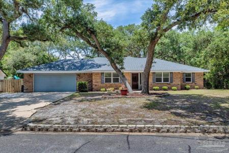 30 Mariners Ln