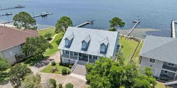 4757 Chinquapin Dr
