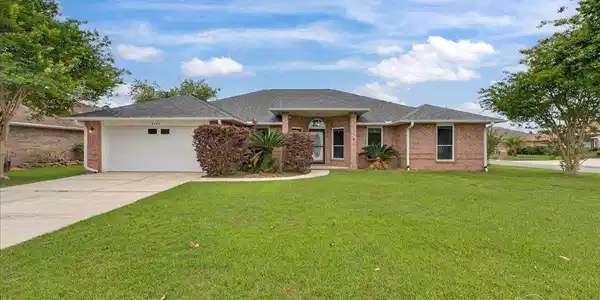 9145 Sebring Dr