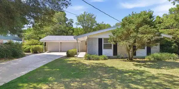 3 Breeze St