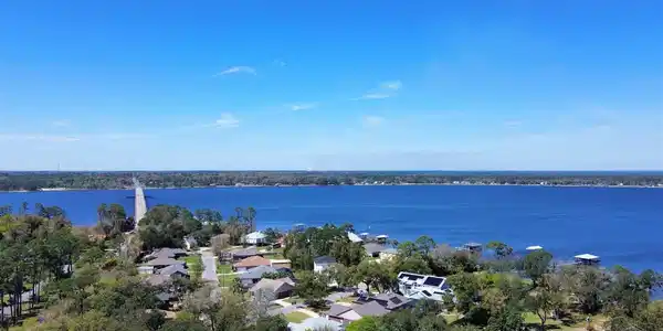 991 Spanish Moss Dr
