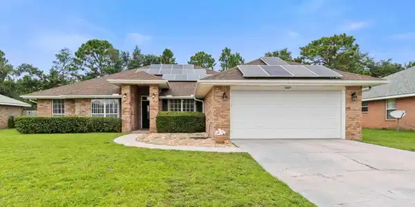 1664 Beachside Dr